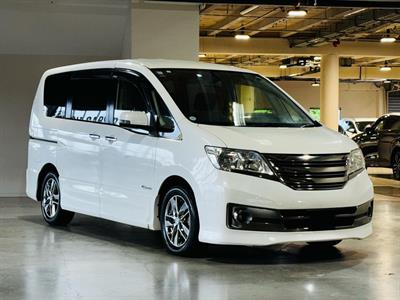 2013 Nissan Serena