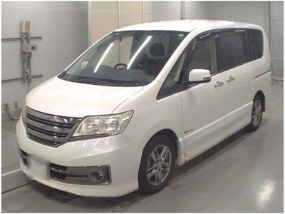 2013 Nissan Serena - Thumbnail