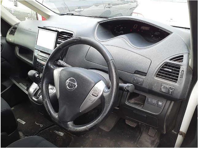 2013 Nissan Serena