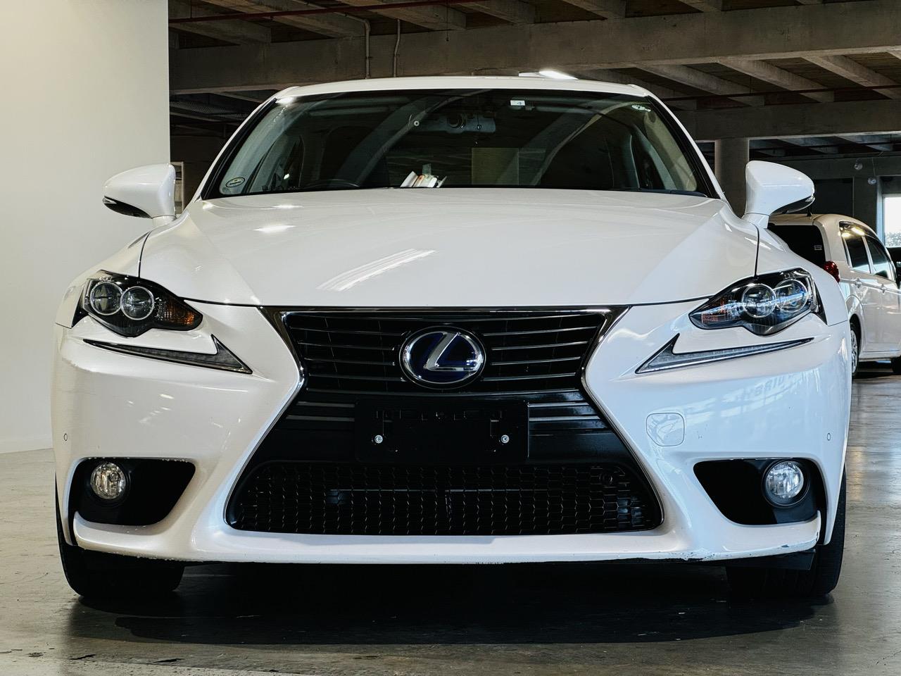 2014 Lexus IS 300h