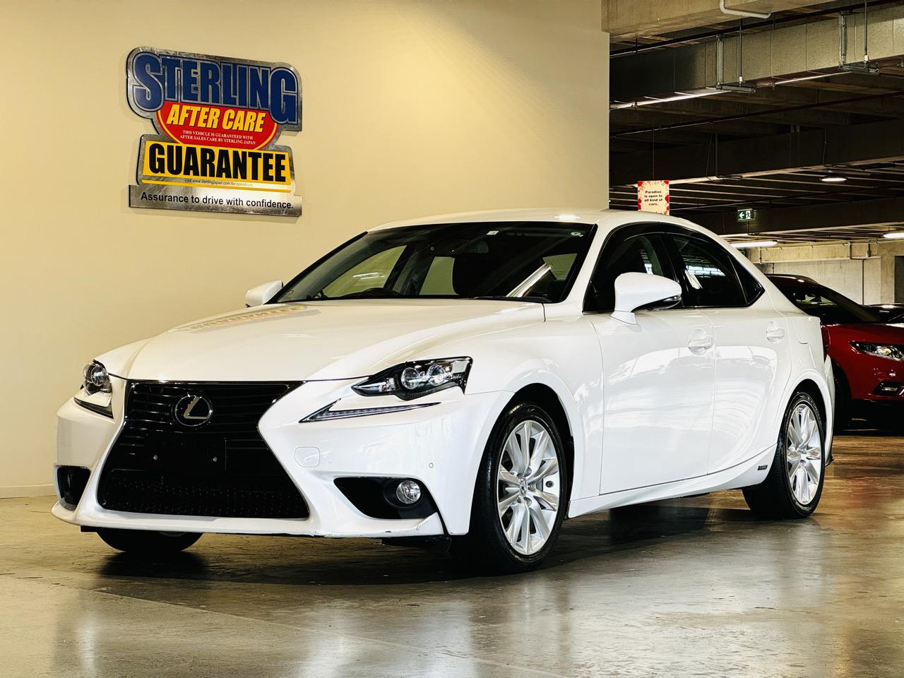 2014 Lexus IS 300h