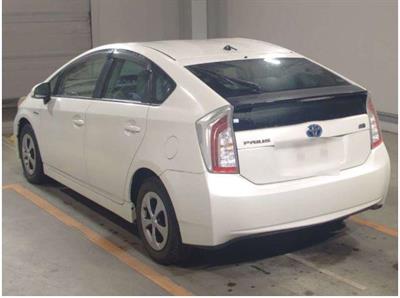 2012 Toyota Prius - Thumbnail