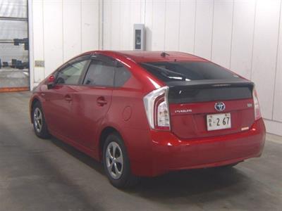 2014 Toyota Prius - Thumbnail