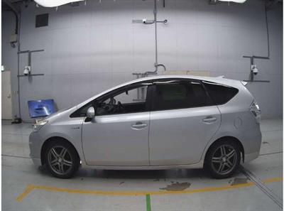 2012 Toyota Prius - Thumbnail