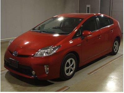 2013 Toyota Prius - Thumbnail