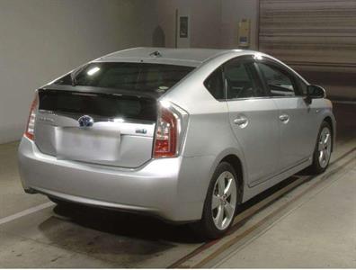 2012 Toyota Prius - Thumbnail