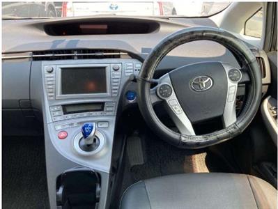 2012 Toyota Prius - Thumbnail