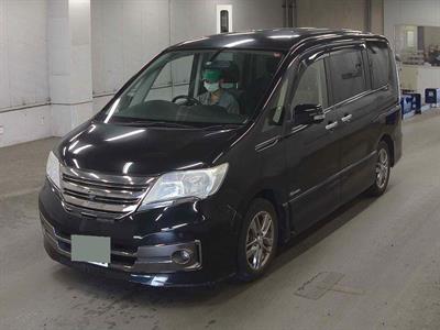 2013 Nissan Serena - Thumbnail