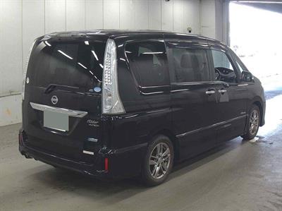 2013 Nissan Serena - Thumbnail