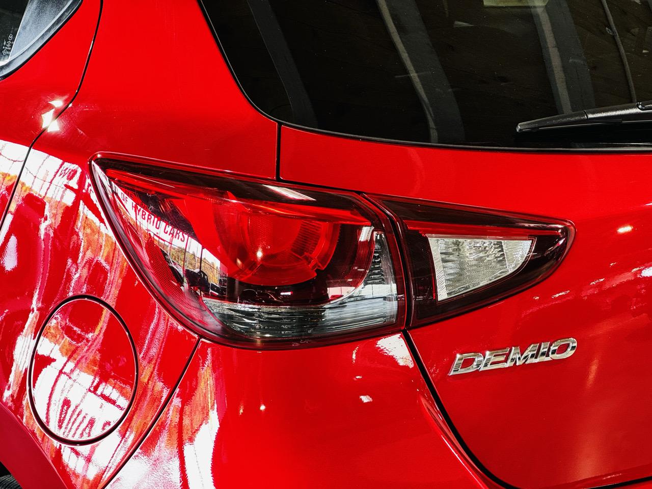 2016 Mazda Demio