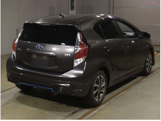 2015 Toyota Aqua