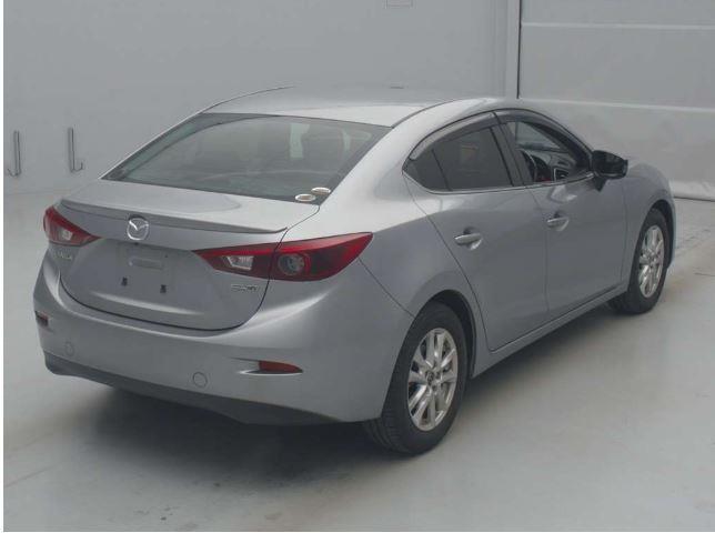 2013 Mazda Axela