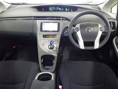 2012 Toyota Prius - Thumbnail