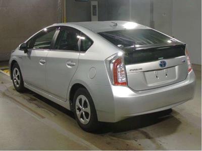 2014 Toyota Prius - Thumbnail