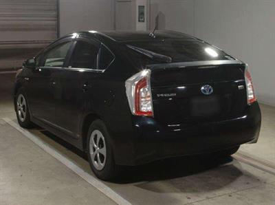 2014 Toyota Prius - Thumbnail