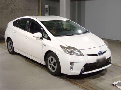 2012 Toyota Prius - Thumbnail