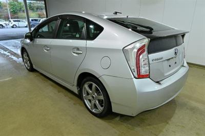 2012 Toyota Prius - Thumbnail