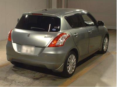 2012 Suzuki Swift - Thumbnail