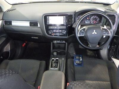 2012 Mitsubishi Outlander - Thumbnail