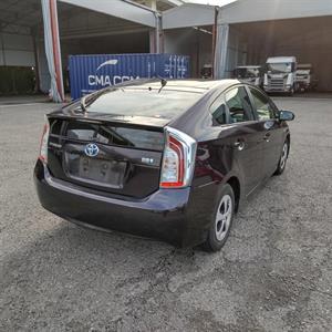 2013 Toyota Prius - Thumbnail