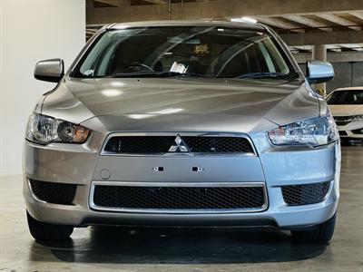 2012 Mitsubishi Galant - Thumbnail