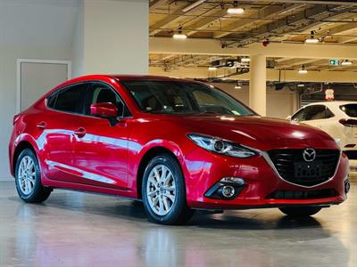 2014 Mazda Axela