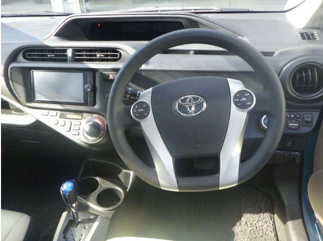 2013 Toyota Aqua