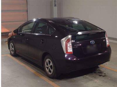 2014 Toyota Prius - Thumbnail