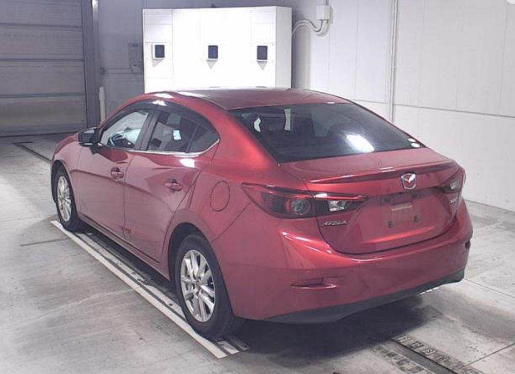 2016 Mazda Axela