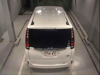 2014 Toyota Noah - Thumbnail