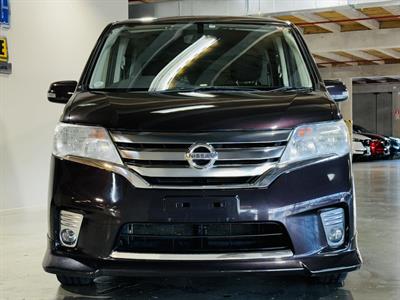 2013 Nissan Serena - Thumbnail