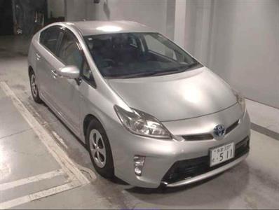 2012 Toyota Prius - Thumbnail