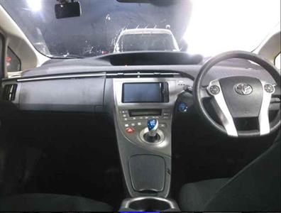 2012 Toyota Prius - Thumbnail