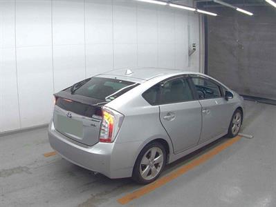 2014 Toyota Prius - Thumbnail