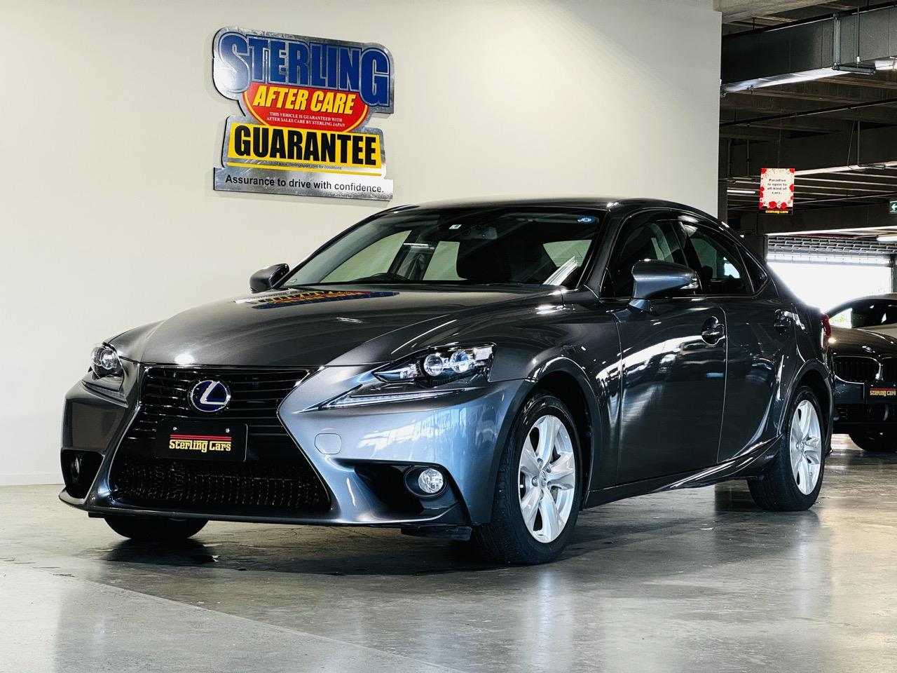 2013 Lexus IS 300h