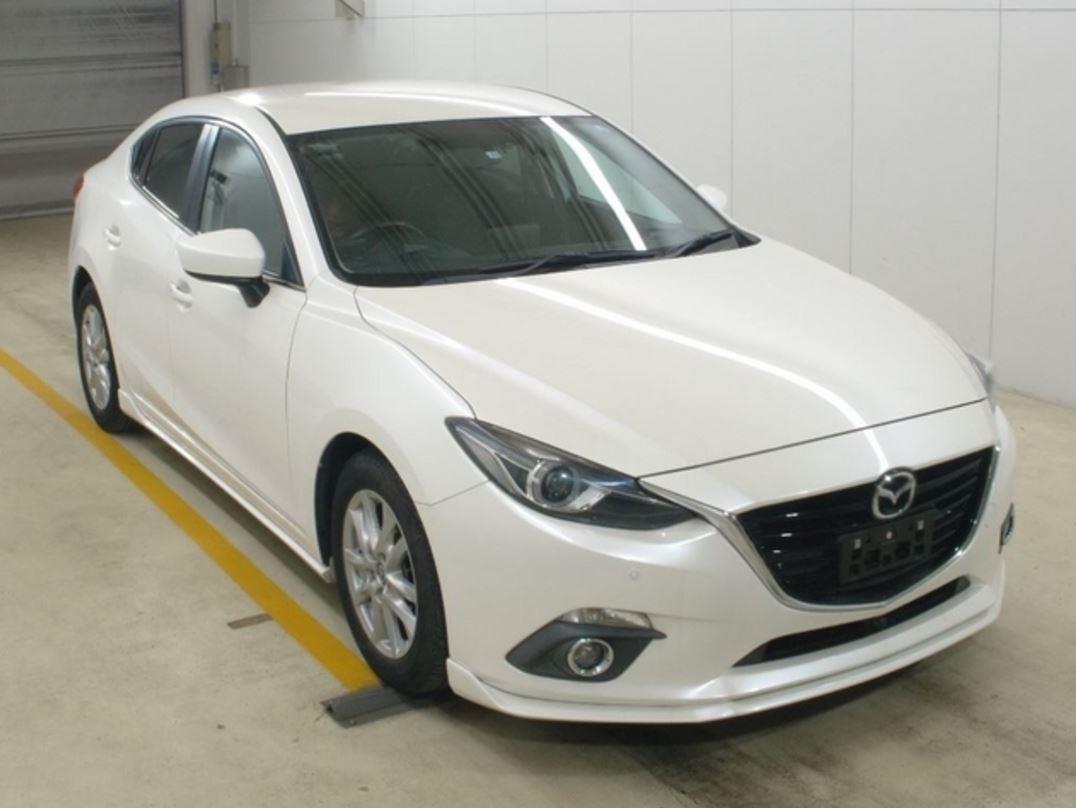 2013 Mazda Axela