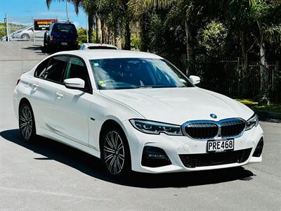 2022 BMW 330e