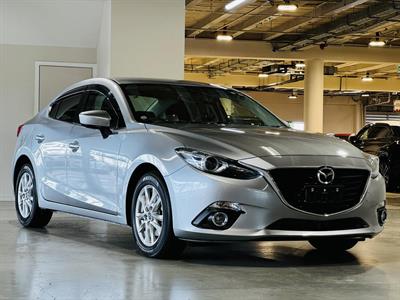 2013 Mazda Axela