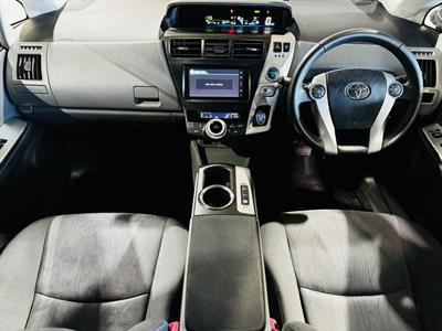 2012 Toyota Prius - Thumbnail