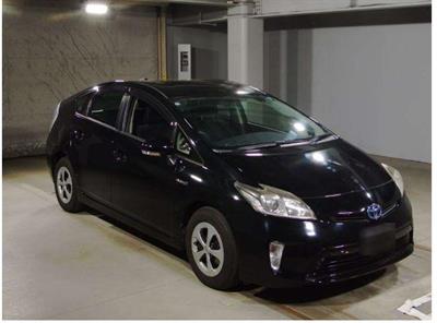 2013 Toyota Prius - Thumbnail