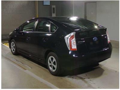 2013 Toyota Prius - Thumbnail