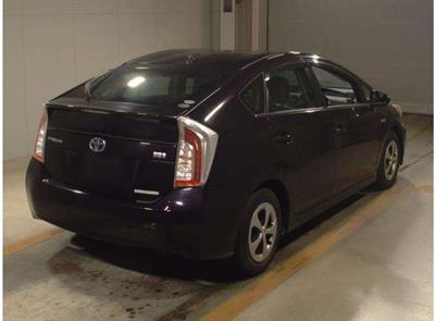 2012 Toyota Prius - Thumbnail