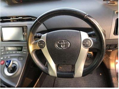 2012 Toyota Prius - Thumbnail