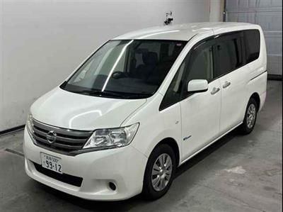 2012 Nissan Serena - Thumbnail