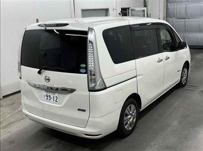 2012 Nissan Serena - Thumbnail