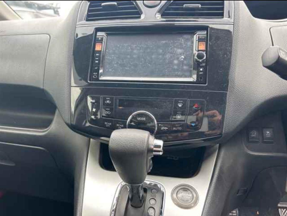 2012 Nissan Serena