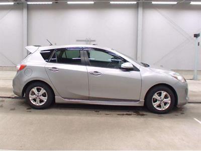 2012 Mazda Axela - Thumbnail