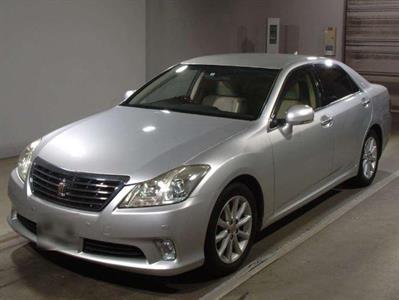 2012 Toyota Crown - Thumbnail