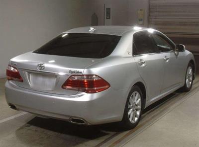 2012 Toyota Crown - Thumbnail