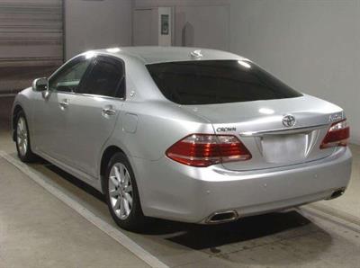 2012 Toyota Crown - Thumbnail